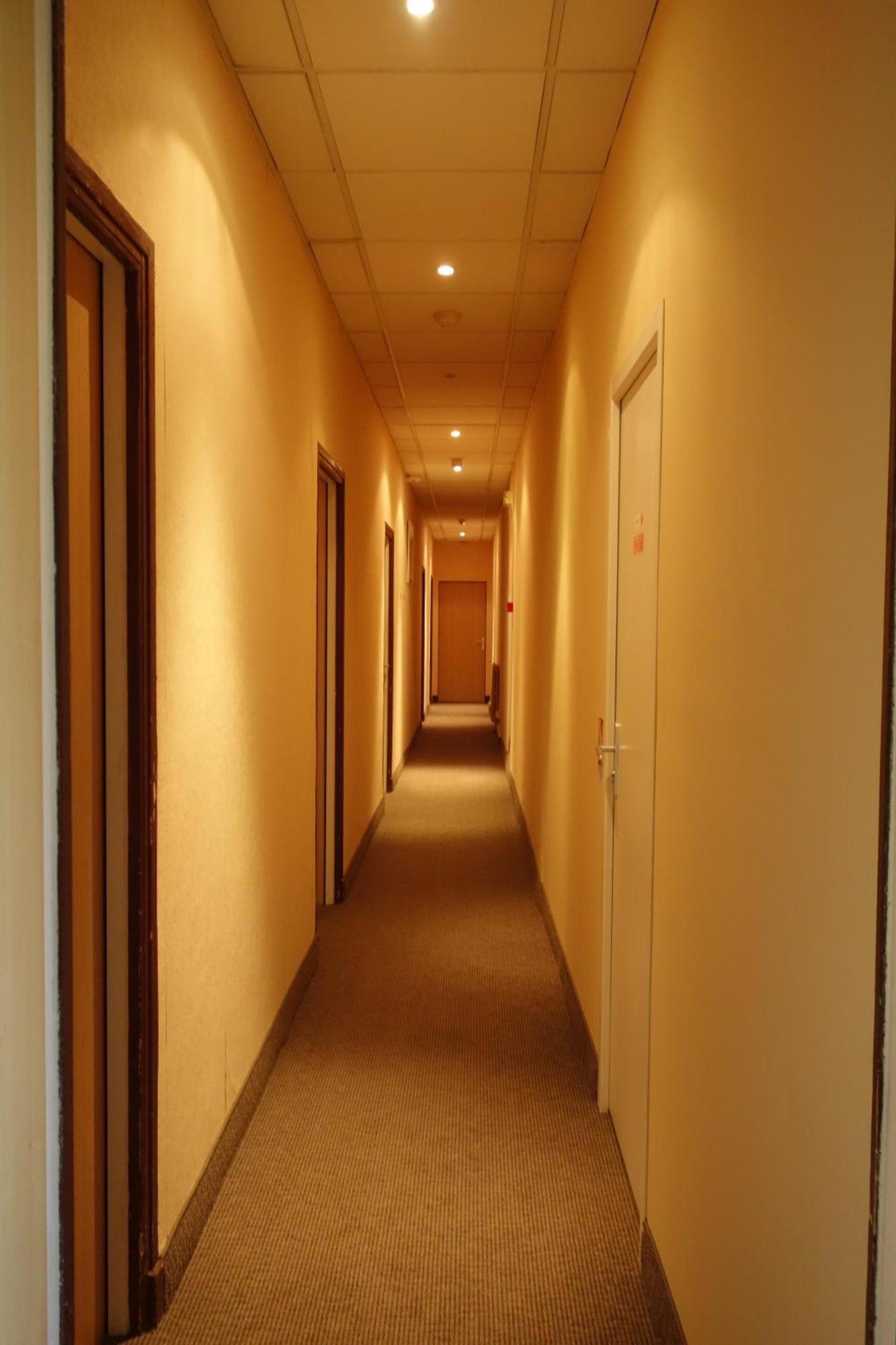 Hotel Le Prejoly Saint-Vallier-de-Thiey Rum bild