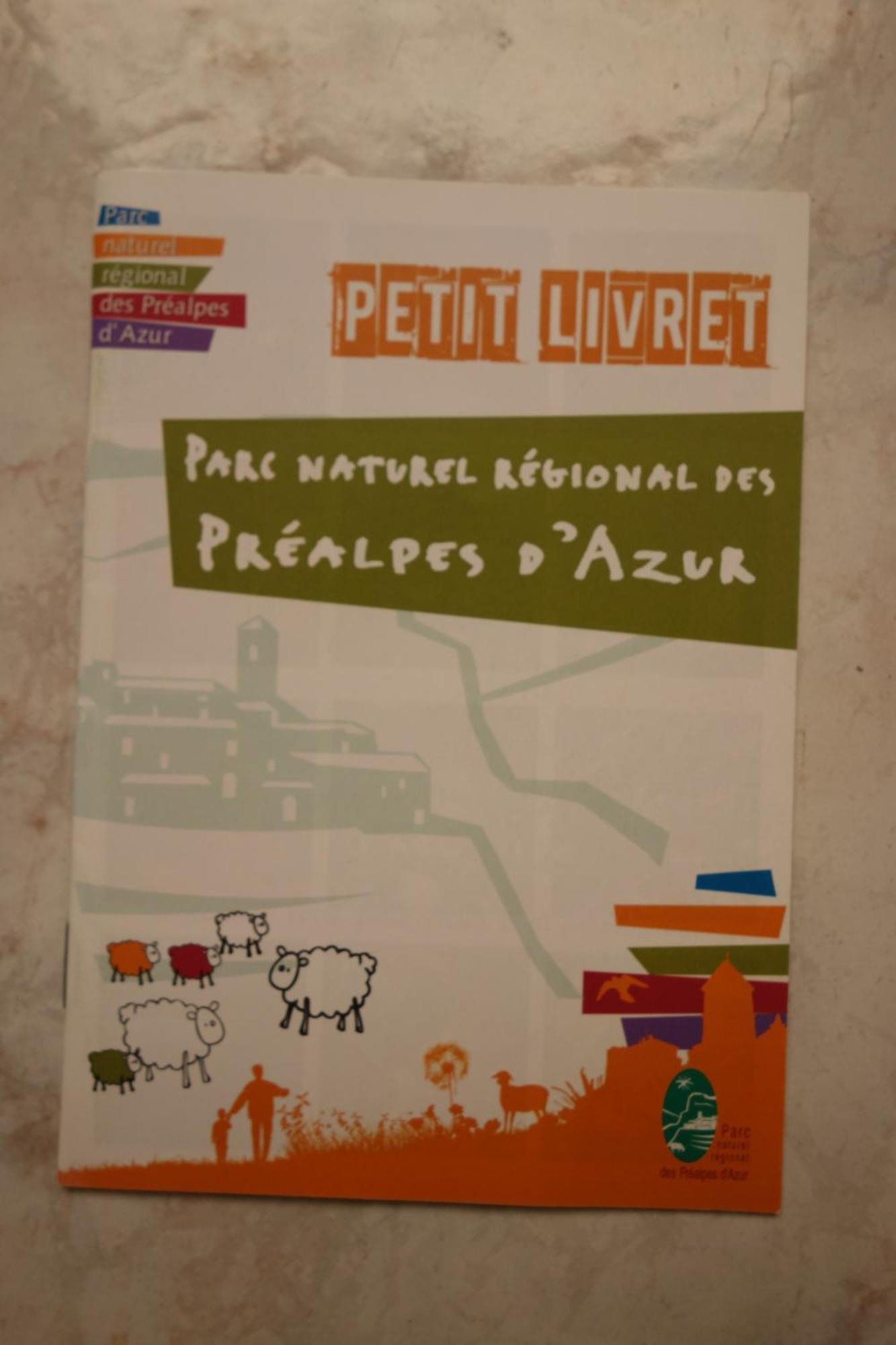 Hotel Le Prejoly Saint-Vallier-de-Thiey Rum bild