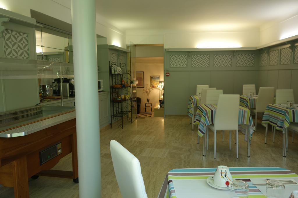 Hotel Le Prejoly Saint-Vallier-de-Thiey Exteriör bild